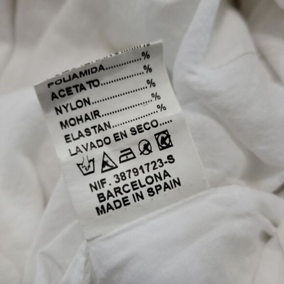 Floral Embroidered Skirt Size 6 W28"in Waist A-Line Skirt Daisies Made In Spain - Picture 5 of 7